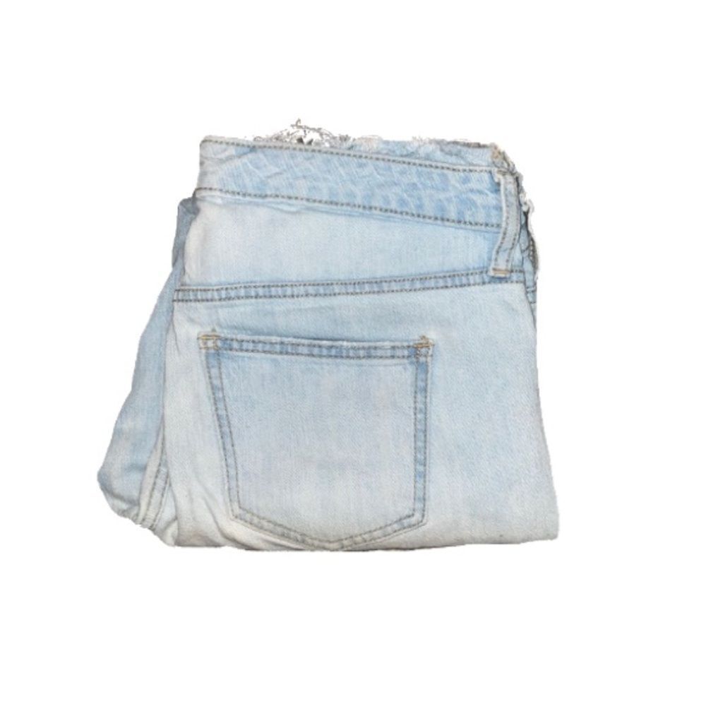Universal Thread Lightwash Jeans - Picture 3 of 3